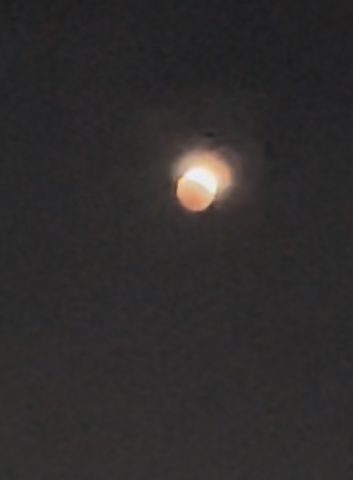 皆既月食2022